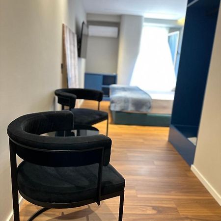 Agate Hotel Self Check In Tirana Exterior photo