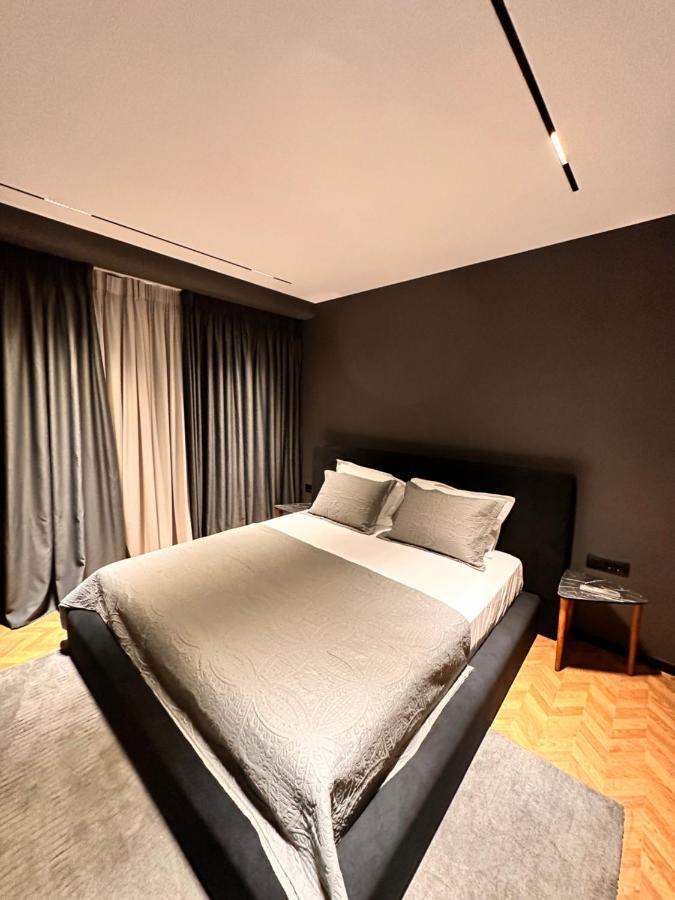 Agate Hotel Self Check In Tirana Exterior photo